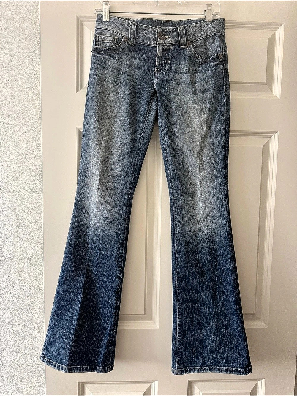 Guess Women's Daredevil Low Rise Flare Jeans size 24